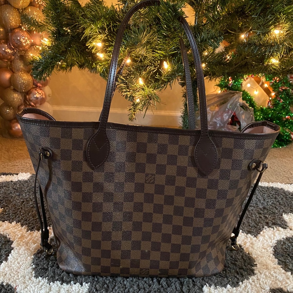 Louis Vuitton Neverfull MM